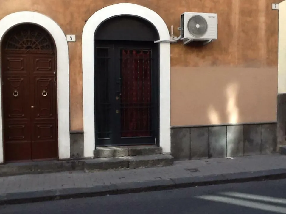 Gisira Apartments Al Borgo Catania